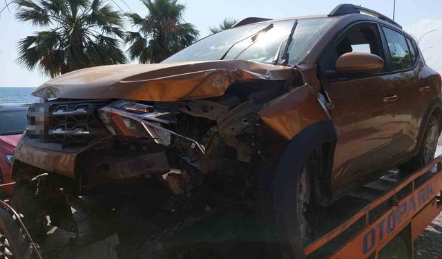 Alkollü sürücü peş peşe kaza yaptı