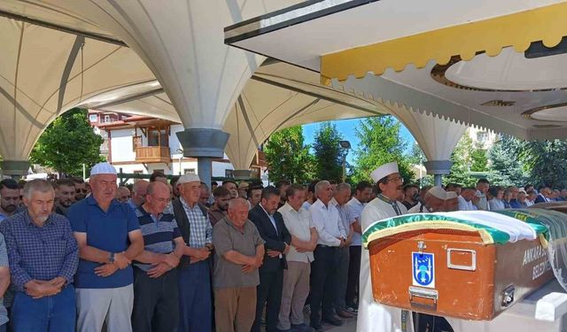 Ankara’da biri çocuk 3 kişinin hayatını kaybettiği kazaya sahipsiz köpeğin neden olduğu iddiası