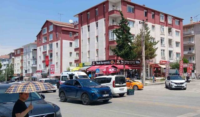 Ankara’da taksi ile otomobil çarpıştı: 1 yaralı