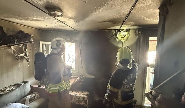 Antakya’da konteyner yangını