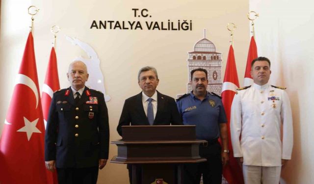 Antalya Valisi Şahin: "Antalya’da son bir haftada 37 yangın çıktı, 52 hektar alan yandı"