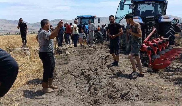 Aynı ilçede bir ekili arazi daha yandı