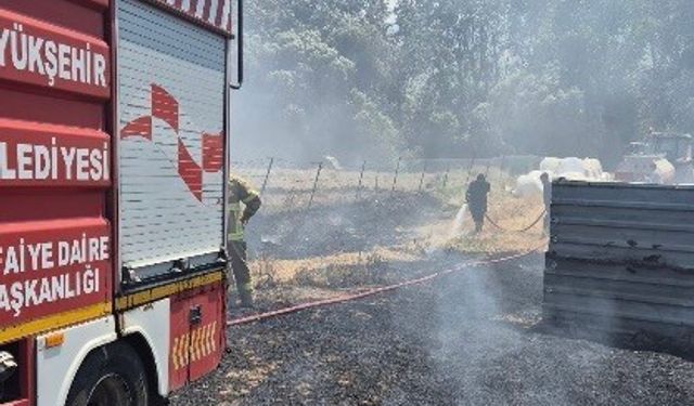Bandırma’da anız ve ot yangını söndürüldü