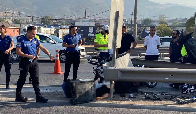 Bariyere çarpan motosikletin sürücüsü hayatını kaybetti