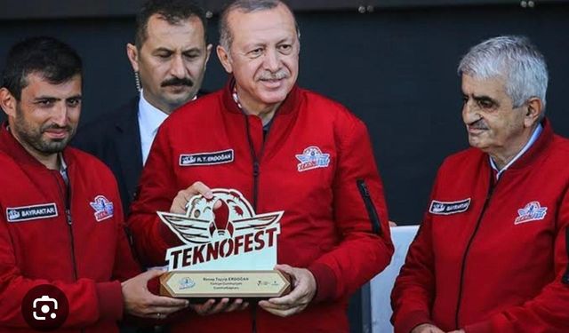 "Bayraktar, ülkemizin genç mühendislerine, bilim insanlarına ve girişimcilerine rol model olmuştur"