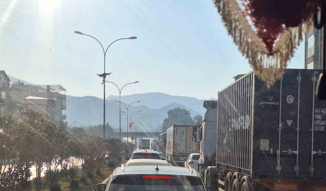 Bilecik’te yangın nedeniyle çevreyolu yeniden trafiğe kapatıldı