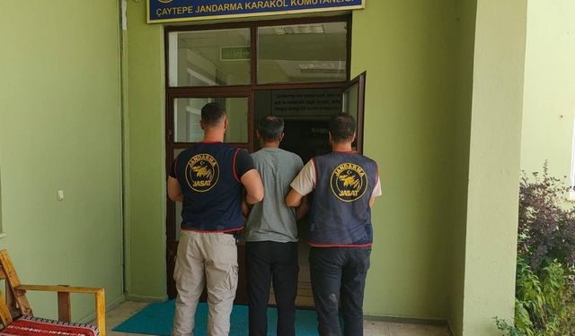 Bingöl’de araması bulunan 2 kişi JASAT ekipleri tarafından yakalandı