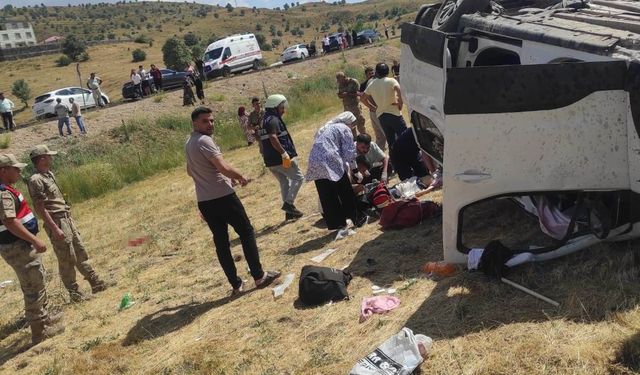 Bingöl’de feci kaza: 1 ölü, 6 yaralı
