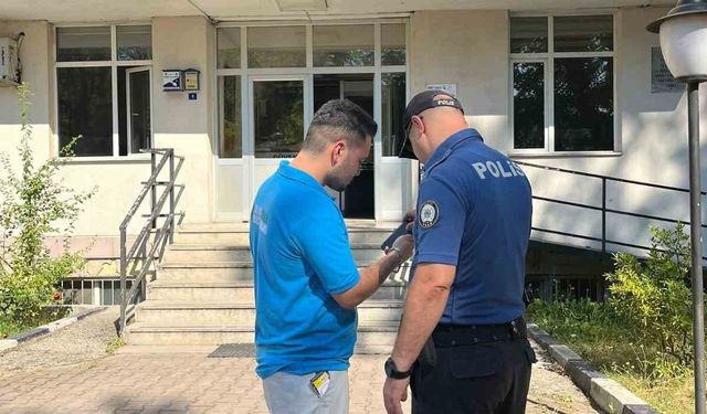 "Dava açıldı" mesajı ile dolandırılmaktan polis kurtardı