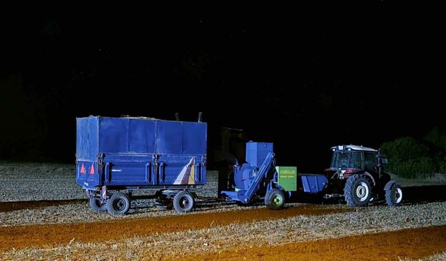 (Düzeltme) Saman dökme tartışması kanlı bitti: Muhtar ve oğlu öldü