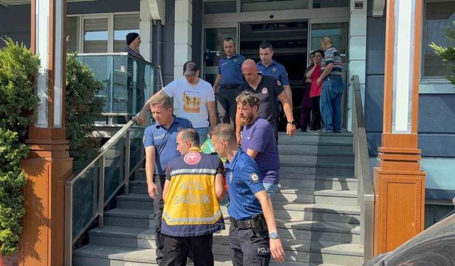 Edirne’de genç kızın intihar girişimini ekipler engelledi