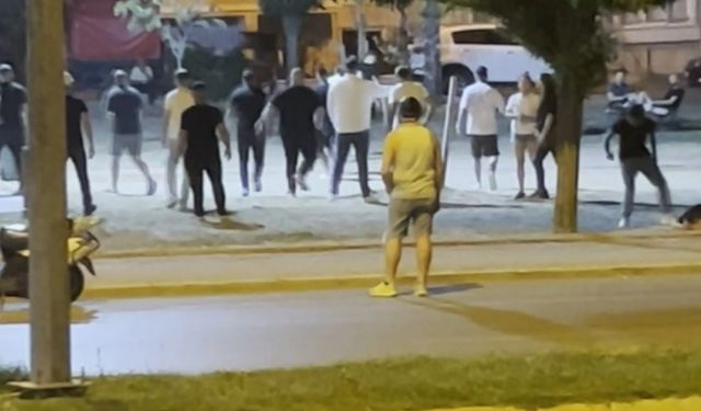 Edirne’de tekmeli yumruklu kavga kamerada