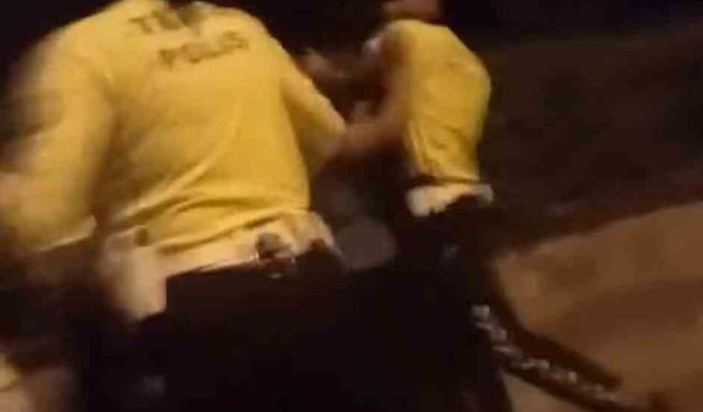 Bursa'da trafik polisleri arbede çıkınca biber gazı kullandı