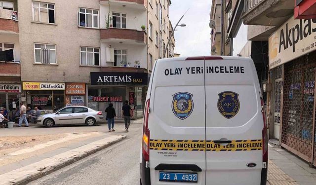 Elazığ’da dördüncü kattan düşen kadın hayatını kaybetti