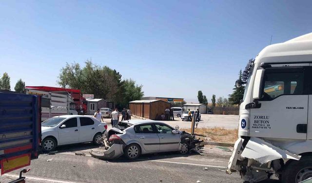 Ereğli’de zincirleme trafik kazası: 4 yaralı