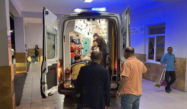 Eski Bitlis Valisi Karaömeroğlu, Sivas’ta trafik kazası geçirdi