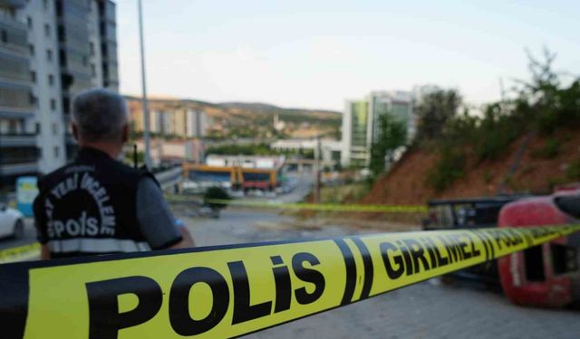 Forkliftin altında kalan 16 yaşındaki sürücü hayatını kaybetti