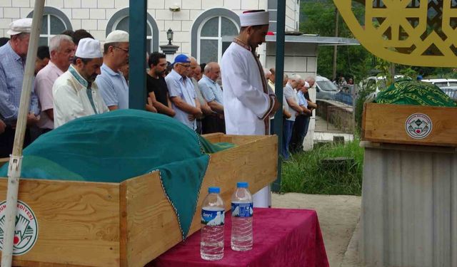 Giresun’un Kümbet Yaylası’ndaki mera kavgasında hayatını kaybeden karı-koca toprağa verildi