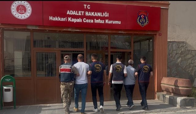 Hakkari’de kesinleşmiş hapis cezası olan 2 kişi yakalandı