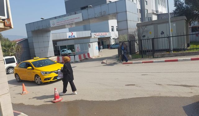 İzmir’de gıda zehirlenmesi şüphesiyle hastanelere başvuran işçilerin tamamı taburcu edildi