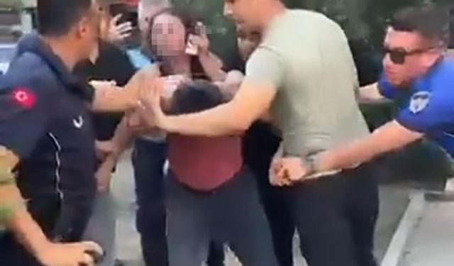 İzmir’de zabıtadan seyyar satıcıya dayak tepki çekti