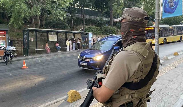 Kadıköy’de helikopter destekli asayiş uygulaması