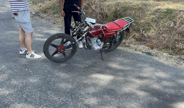 Kamyona çarpan motosikletli yaralandı