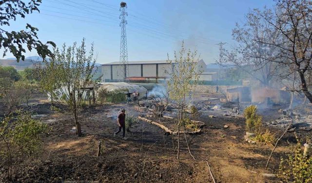 Karabük’te ikinci yangın: Evler ve seralar zarar gördü