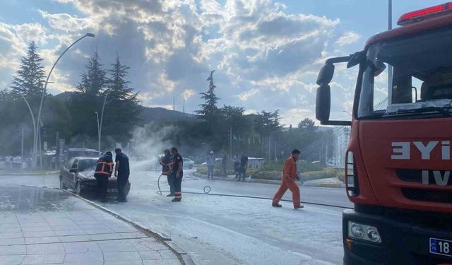 Kastamonu’da seyir halindeki otomobil yandı