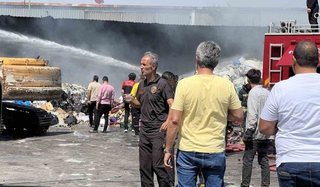 Konya’da fabrikada teneke sürtünmesi yangına neden oldu