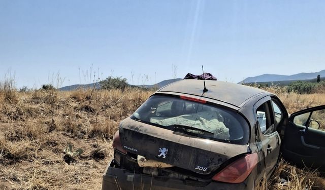 Konya’da kontrolden çıkan otomobil ekin tarlasına savruldu: 4 yaralı
