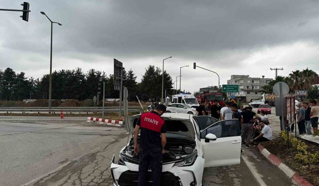 Osmaniye’de iki otomobil çarpıştı: 2 yaralı