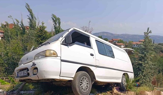 Peyzaj bahçesi çalışanı aracın altında kalarak hayatını kaybetti