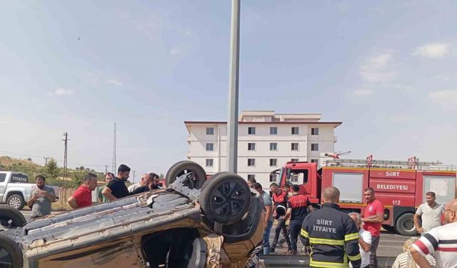 Siirt’te otomobil ile pikap çarpıştı: 3 yaralı