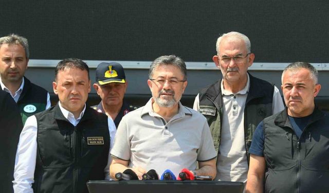 Tarım ve Orman Bakanı Yumaklı: "Yılbaşından bu zamana kadar çıkan yangınların toplamı 4 bin adedi aştı"