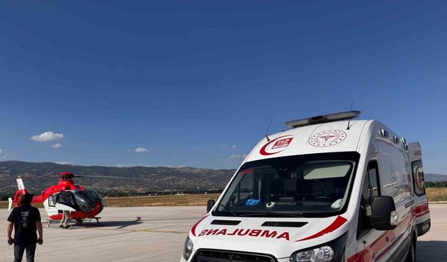Tokat’ta parmakları kopan çocuk, helikopterle Ankara’ya sevk edildi