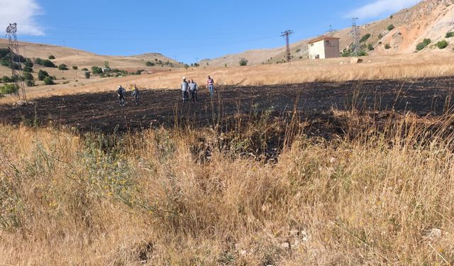Tunceli’de arazi yangını