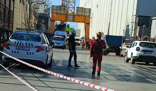Yalova’da tersanede üzerine vinç düşen işçi hayatını kaybetti