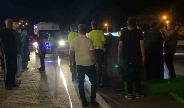 Yolun karşısına geçmeye çalışırken otomobilin çarptığı kadın öldü