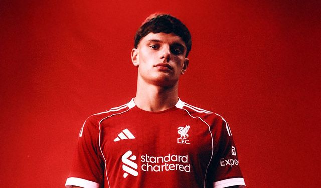 Liverpool, Giovanni Leoni'yi transfer etti