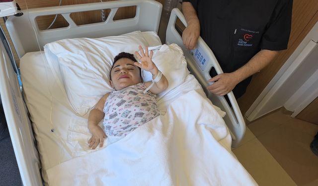 Bursa'da karın ağrısı ile gitti, 3 kiloluk kist çıktı