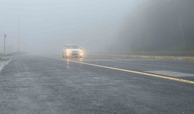 Bolu Dağı’nda sis etkili oluyor: Görüş mesafesi 25 metre