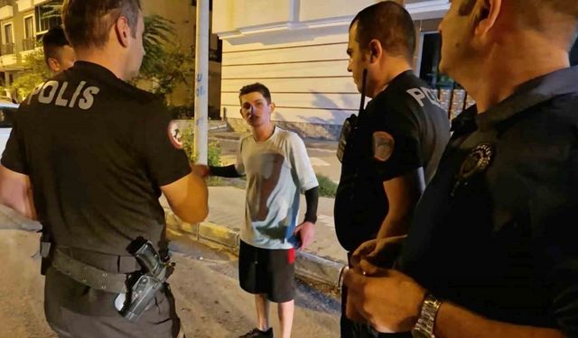 Dayak yemek için "Vur" dedi, dayak atıp gözaltına alındı