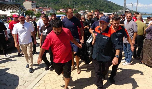 Denizde kaybolan tarım işçisinin cansız bedenine ulaşıldı