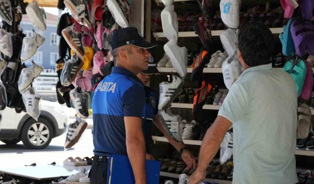 Düzce’de Zabıta ekipleri kaldırım işgaline geçit vermiyor