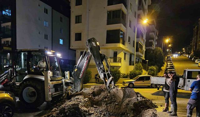 Edirne’de su arızası çalışmasında doğalgaz hattı patladı: Facianın eşiğinden dönüldü