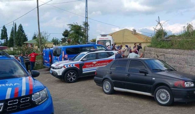 Eşini önce bıçakladı, sonra tüfekle öldürdü