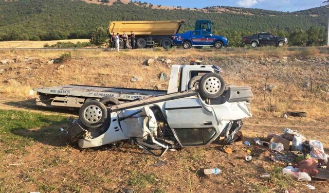 Kahramanmaraş’ta trafik kazası: Sürücü öldü, eşi ağır yaralandı