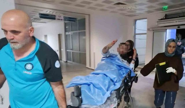 Kalçasından bıçaklanan şahıs yarasını unutup basın mensuplarına küfretti