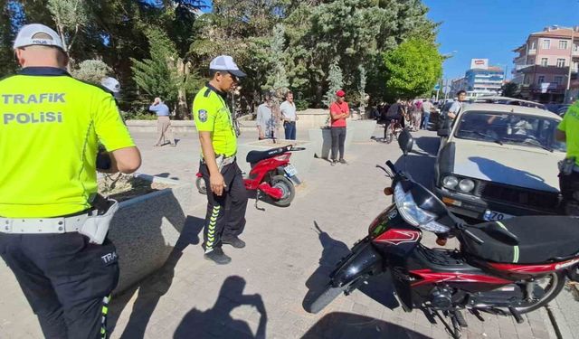 Karaman’da motosikletler çarpıştı: 2 yaralı
